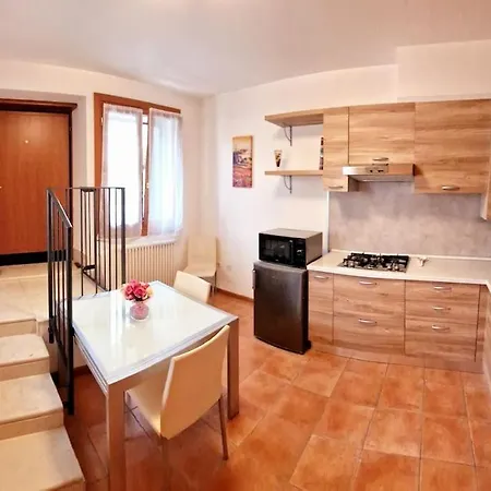 公寓 Al Borghetto Di Elena Con Garage *